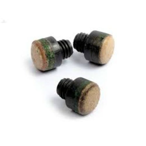Kůže šroubovací plastový závit 12 mm