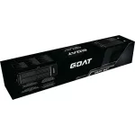 Koberec před terč GOAT Checkouts černý 285x80cm motiv výstupní tabulky